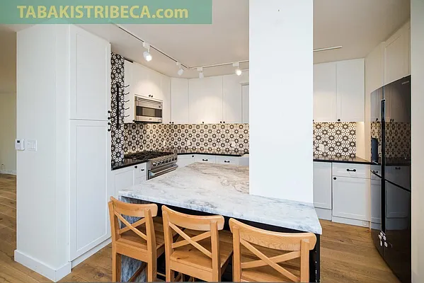 Rented by Tabak Real Estate | media 30
