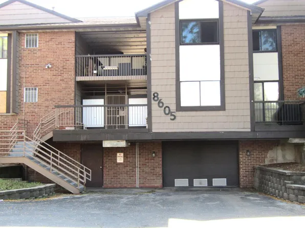 8605 North Servite DRIVE #204, Milwaukee, WI 53223
