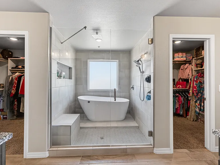 13637 Baja Vista Ct — Photo 32