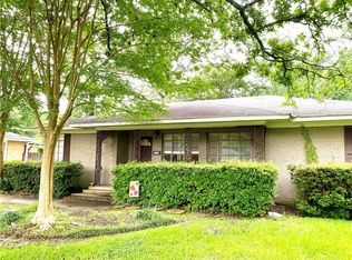 3008 Madonna Dr, Alexandria, LA 71301