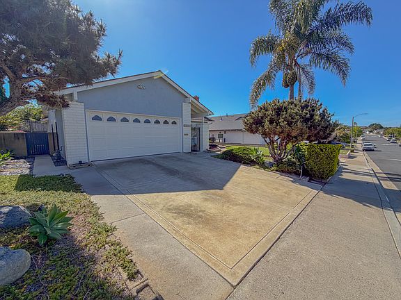 4th image of 33231 Elisa Dr