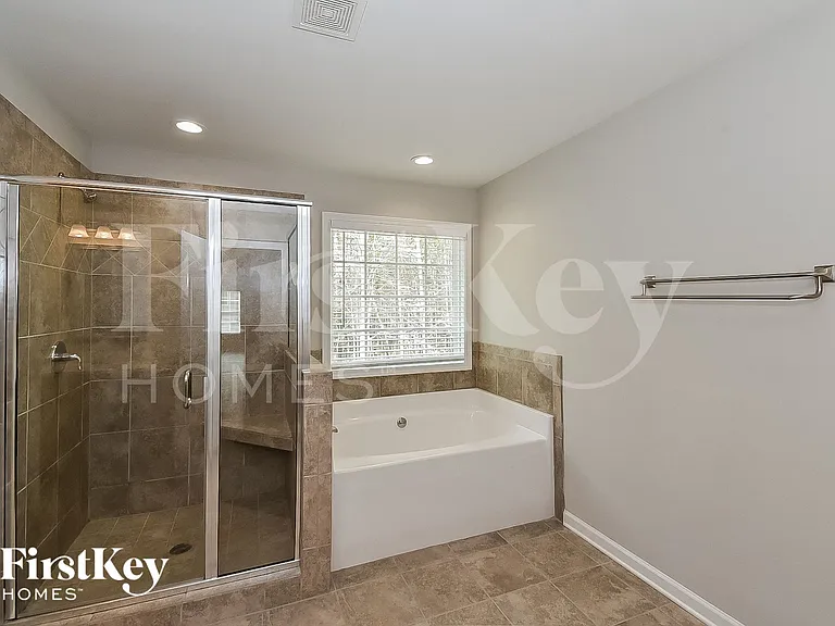 273 Cliffhaven Cir — Photo 8