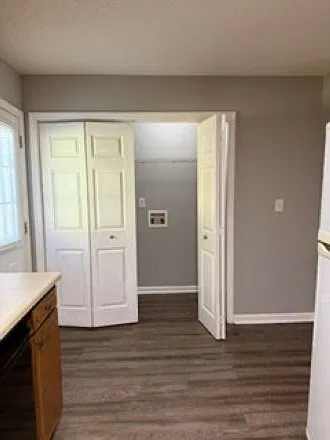 2 bed, 1.5 bath, 1391 sqft, $1,195 — Photo 1