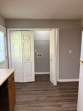 1st image of 119 Christie Ln