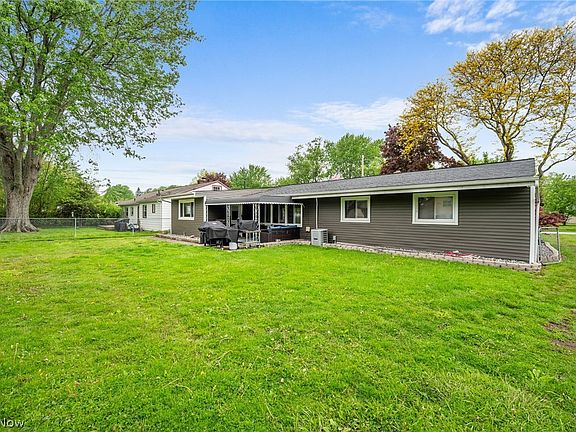 2nd image of 8498 Hallnorth Dr