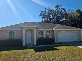 16 Oak Cir, Ocala, FL 34472