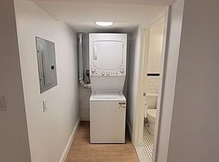 287 E 7th St, Brooklyn, NY 11218