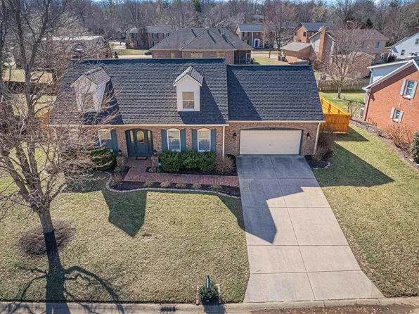 6145 Brighton Dr, Evansville, IN 47715