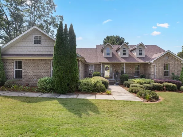 76 Howard St, Thorsby, AL 35171