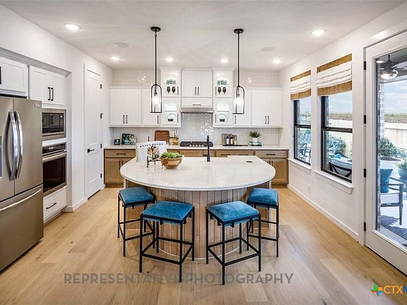 2nd image of 1715 Seekat Dr