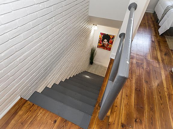 5th image of 2232 Bellefontaine St #6