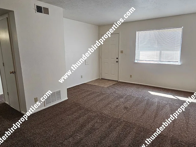 1117 Louisiana Blvd SE — Photo 7