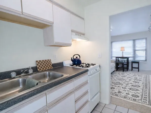 The Grove Apartments