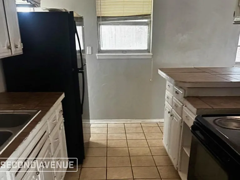 10212 N Military Ave — Photo 6
