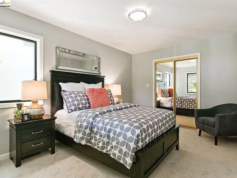 49 Bay Forest Dr — Photo 21