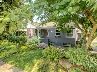 4125 SE Washington St, Portland, OR