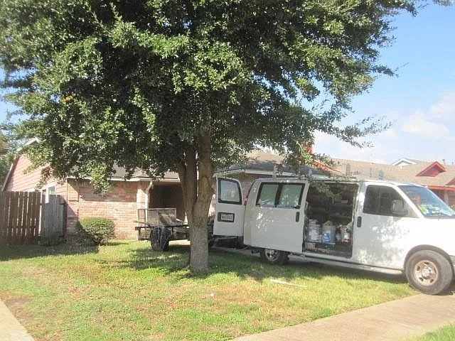 3 bed, 2.0 bath, 1356 sqft, $1,649 — Photo 1