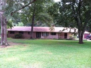 5884 Town And Country Rd, Bastrop, LA 71220