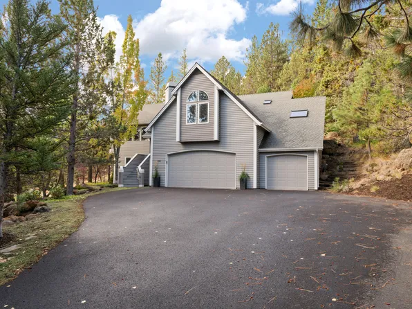 1690 NW City View Dr, Bend, OR 97703