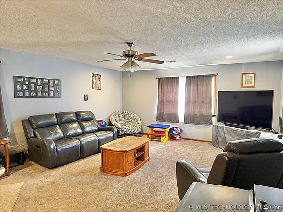 5th image of 21942 E 510th Rd