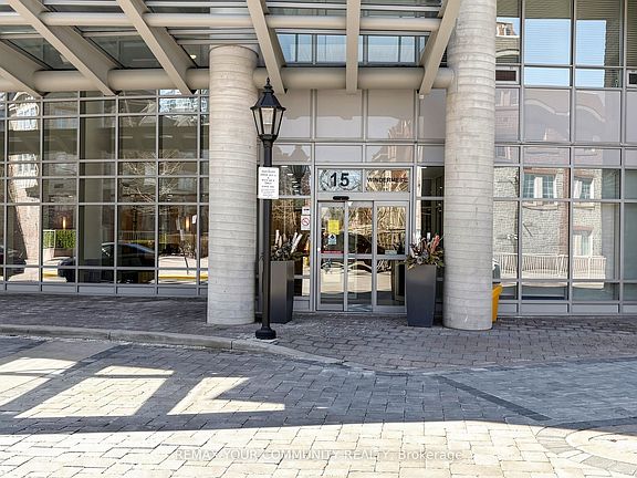4th image of 15 Windermere Ave #1506