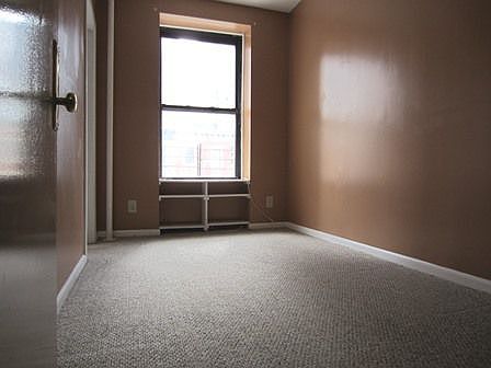 5th image of 933 8th Ave APT 4