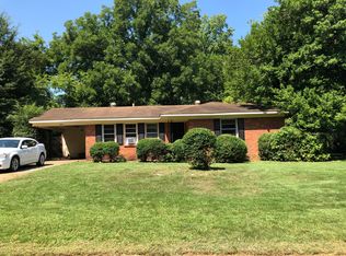 3921 Balfour St, Memphis, TN 38127