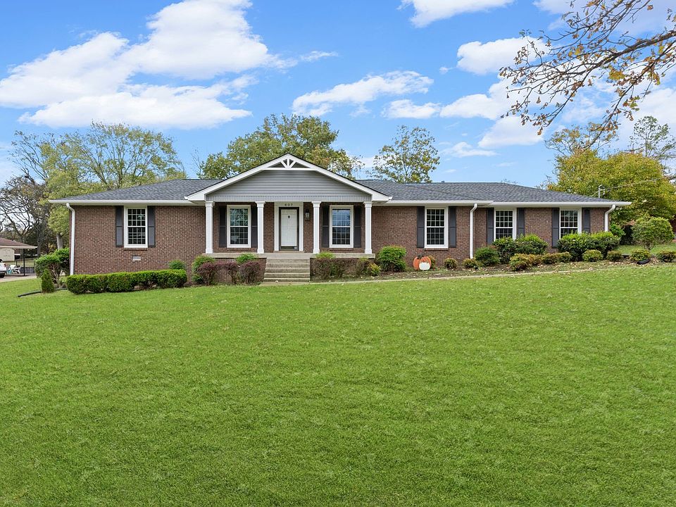 1st image of 607 Yvonne Dr