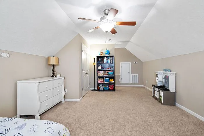 54 Schoomaker Ct — Photo 36