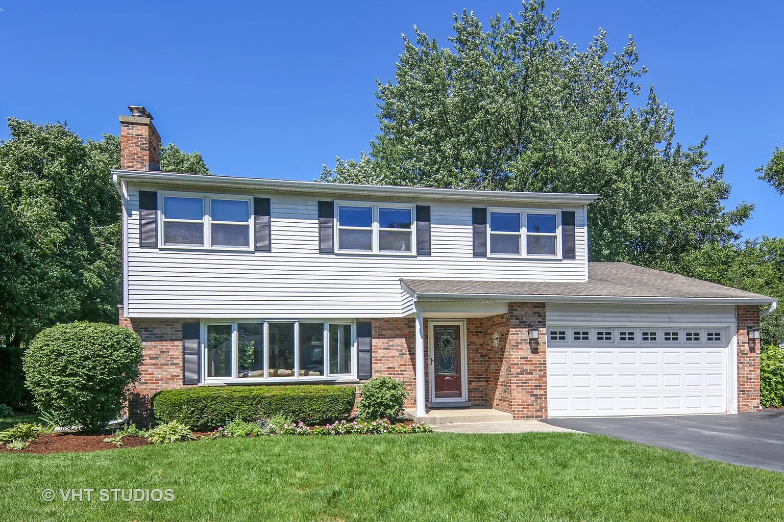 2S168 Big Horn Dr photo 1