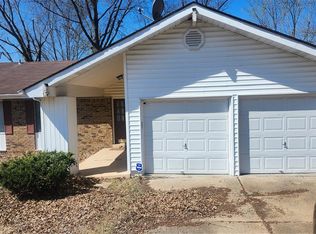12807 Sunrise East Ct, Florissant, MO
