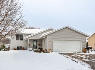 911 Southside Dr, Woodville, WI 54028