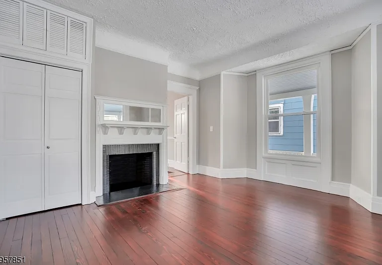 25 Olyphant Dr #1 — Photo 8