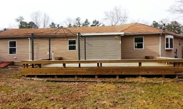 1st image of 400 Horicon Ave