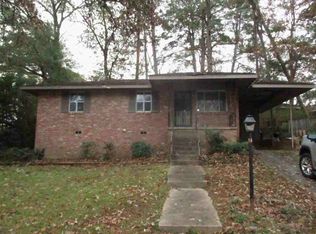 30 Berkshire Dr, Little Rock, AR