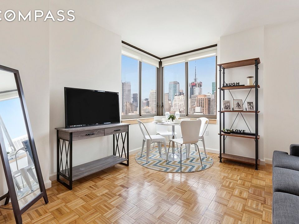 1st image of 35 W 33rd St APT 35A
