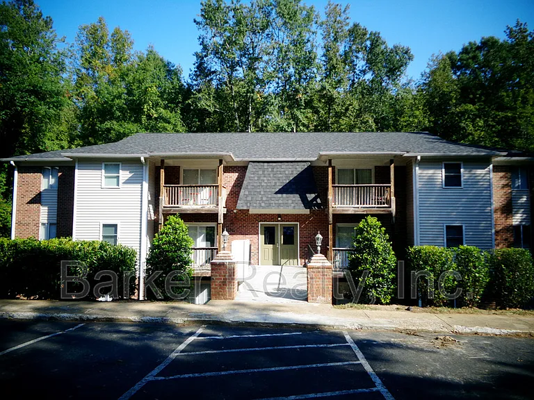 203-2D E Ransom St — Photo 1