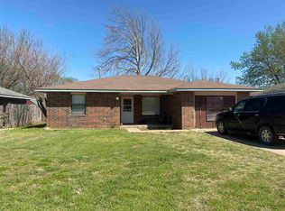 617 S Noble Ave, Watonga, OK 73772
