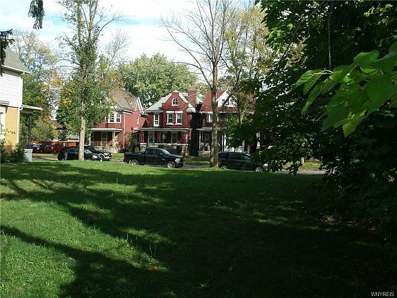 4th image of 514 Memorial Pkwy