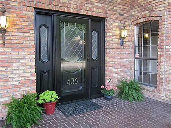 3rd image of 436 Country Side Ln
