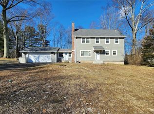 228 Putting Green Rd, Fairfield, CT 06825