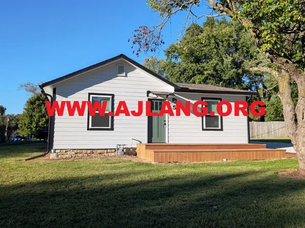 500 E Whitney St, Olathe, KS 66061