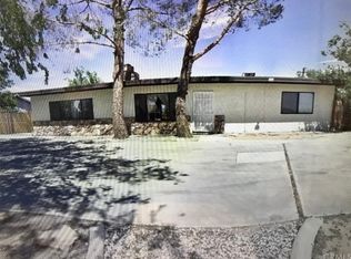 13265 Kiowa Rd, Apple Valley, CA 92308