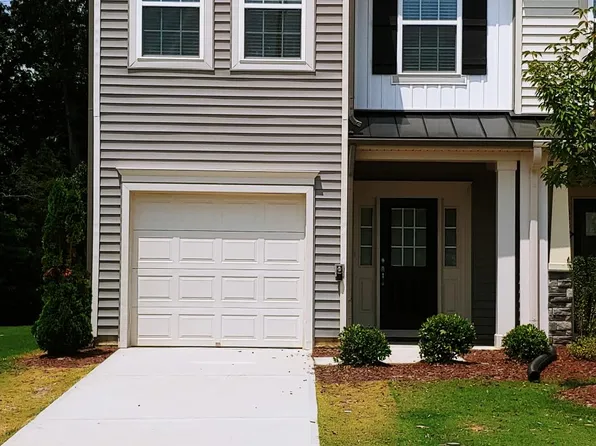 1033 Coldstream Dr, Burlington, NC 27215
