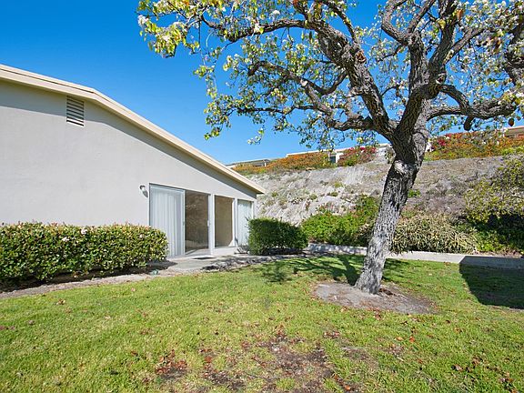 4th image of 3808 Vista Campana S Unit 3