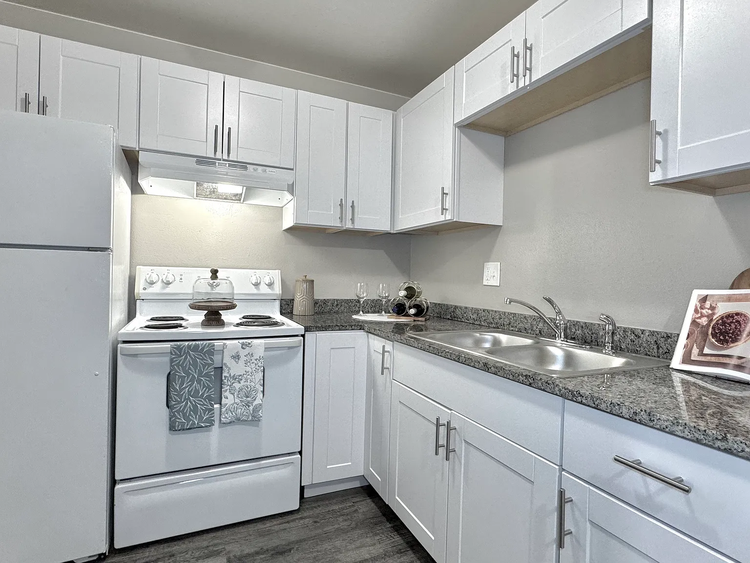 Westview Apartments — Photo 3