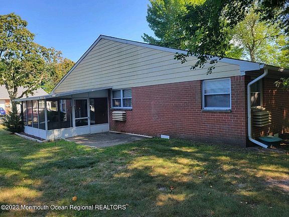 3rd image of 14B Salem Drive