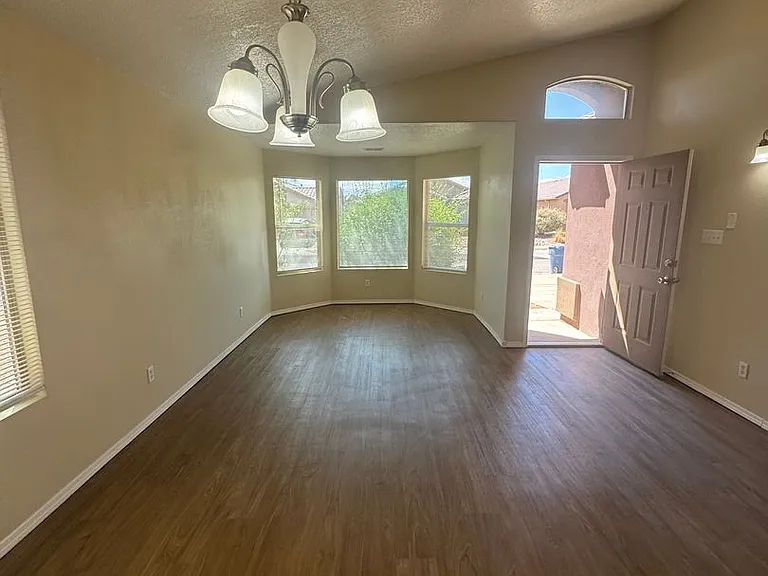 800 Purple Aster Ave SW — Photo 2