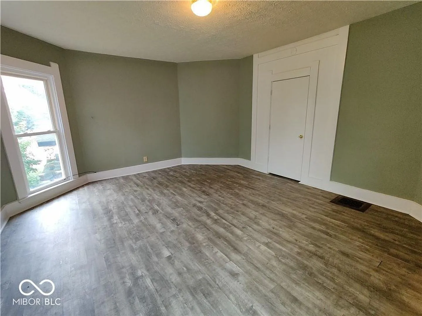 17 E Mechanic St #3 — Photo 3
