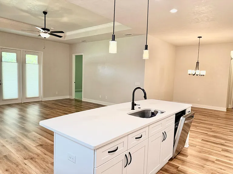 1186 NW 132nd Blvd — Photo 4
